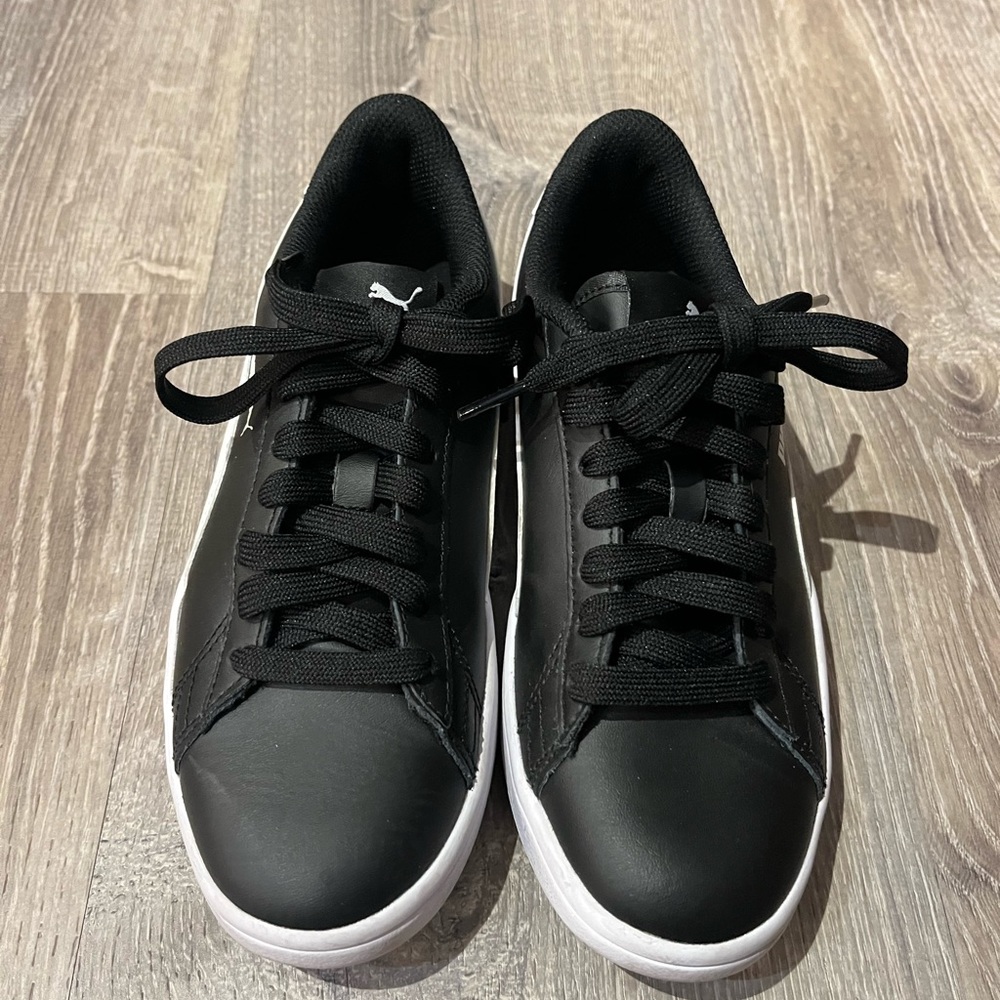 Boys Puma Sneakers, Size 4
